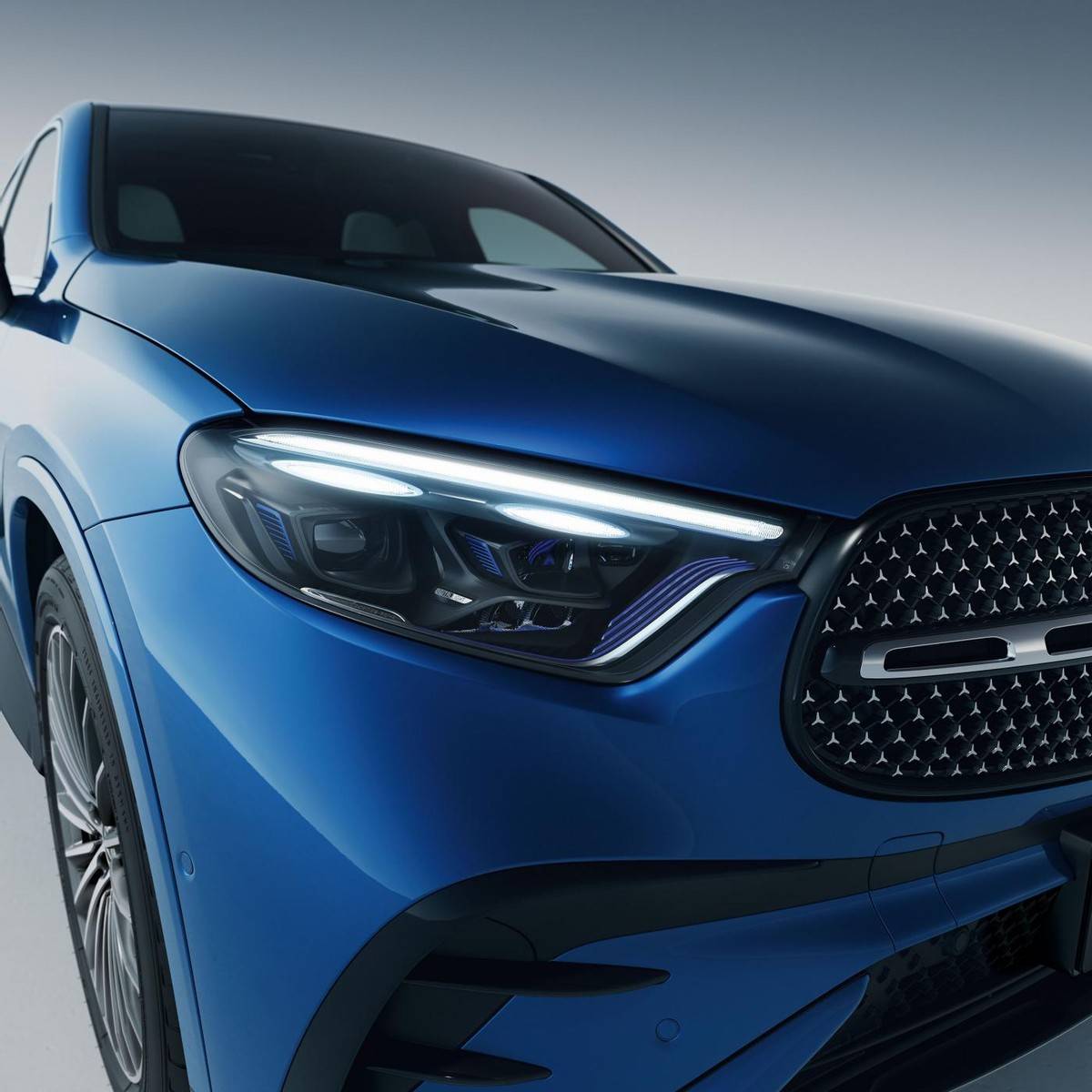 标配越野模式,舒适型悬挂 全新梅赛德斯-奔驰glc轿跑suv上市_搜狐汽车