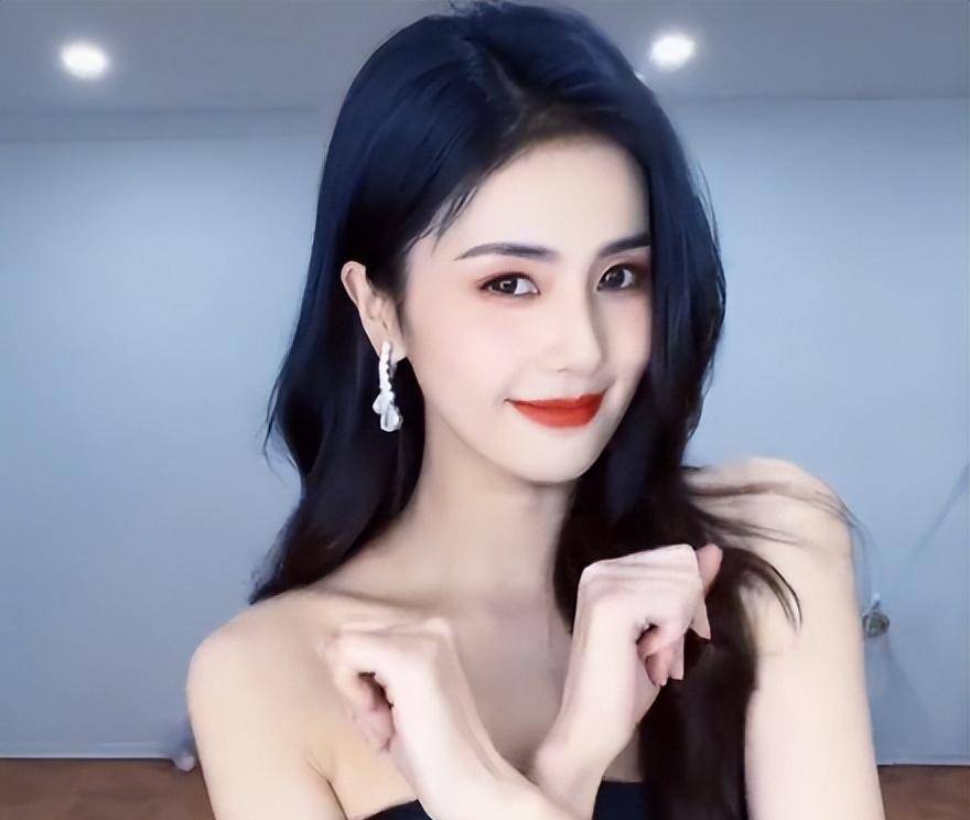 "笑出鹅叫"白鹿:带闺蜜暴富第一人,被于正独宠压番关晓彤_工作_霍璇