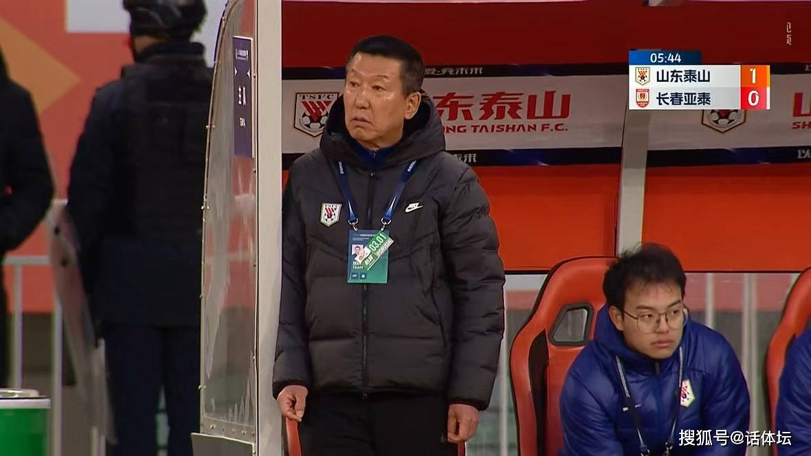 原创黄健翔力挺中超悲惨的外援3镜头惊艳全场国足感谢泰山