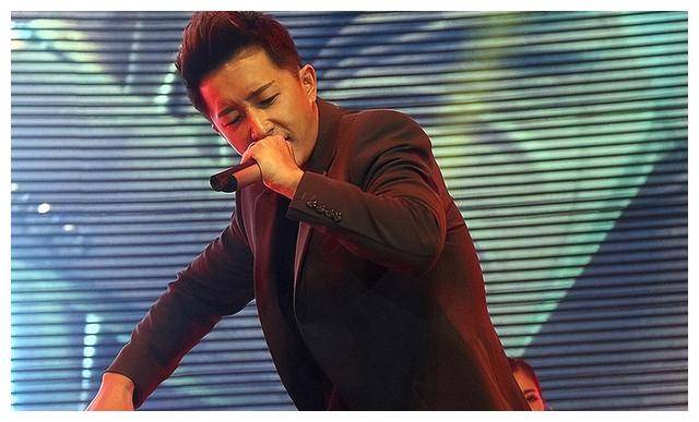 从至尊宝到孟云再到阿东,他的每一个角色都给观众留下深刻的印象