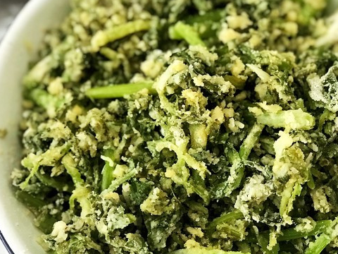 原创蒸茼蒿千万不可直接上锅蒸多加这一步茼蒿不粘不坨不变色