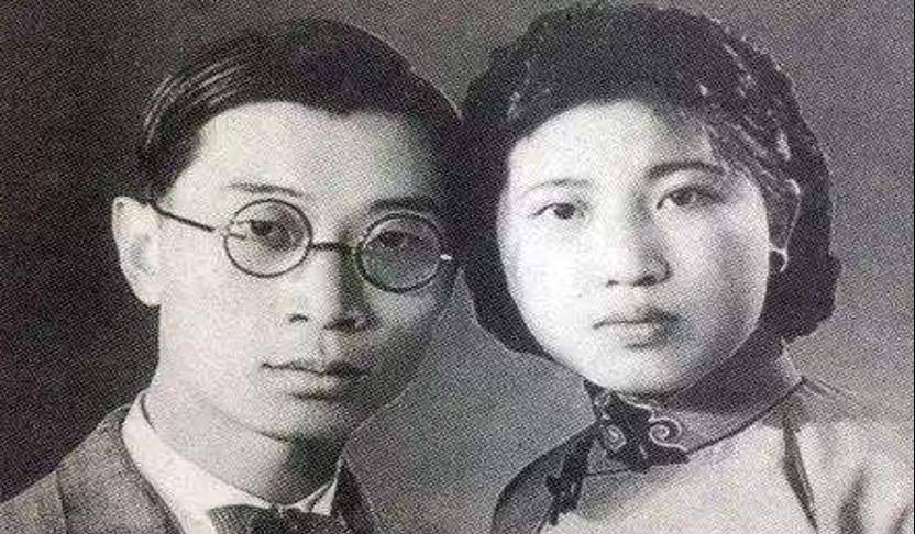 1966年的某一天,《傅雷家书》的作者傅雷和妻子朱梅馥在家中相继自杀