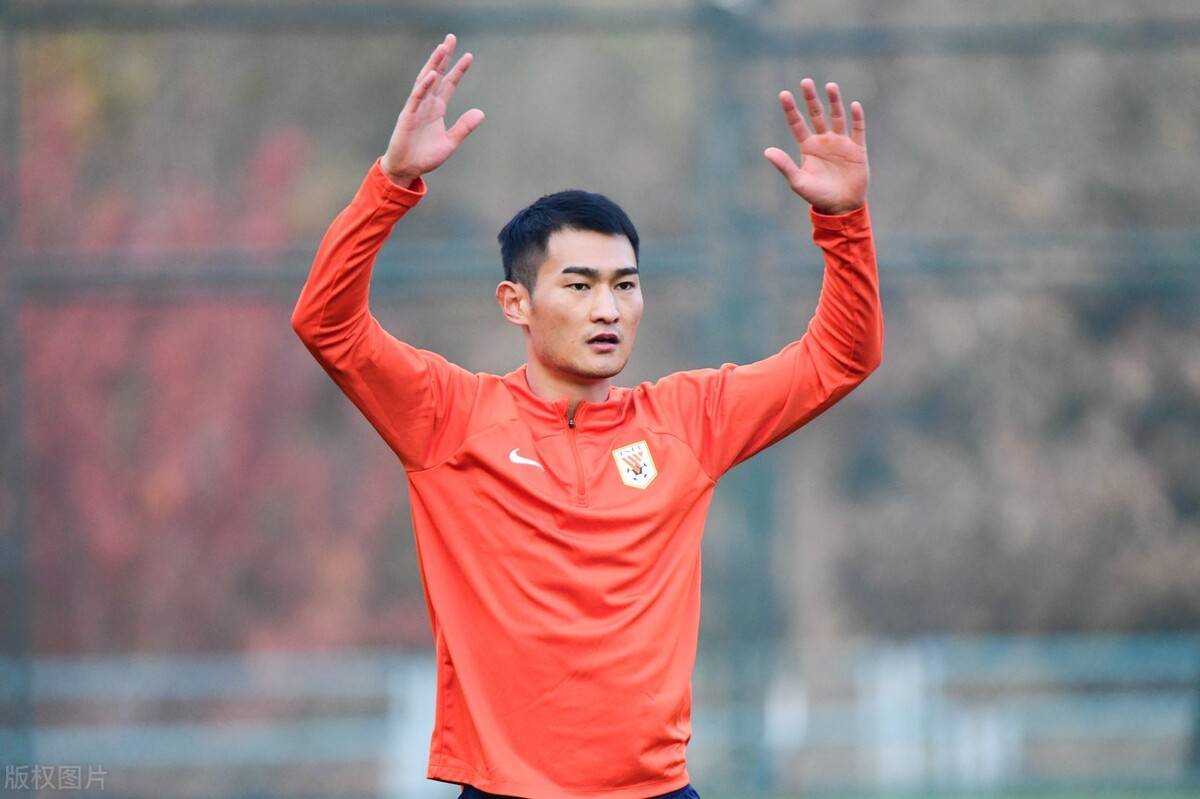 原创鲁能八强战死磕横滨的最强11人敲定高准翼回归首发郑铮挑大梁