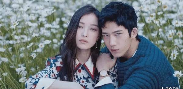 井柏然:出生28天被弃,爷爷奶奶捡废品养活他,走红后父母来认亲_生活