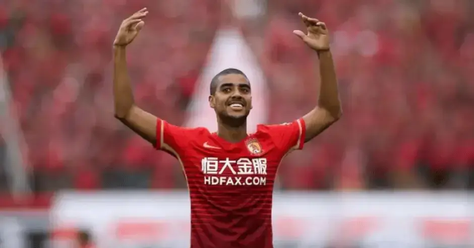 原创中超揭幕战开打三镇挑战卫冕冠军山东泰山扰乱局势河南队亮剑