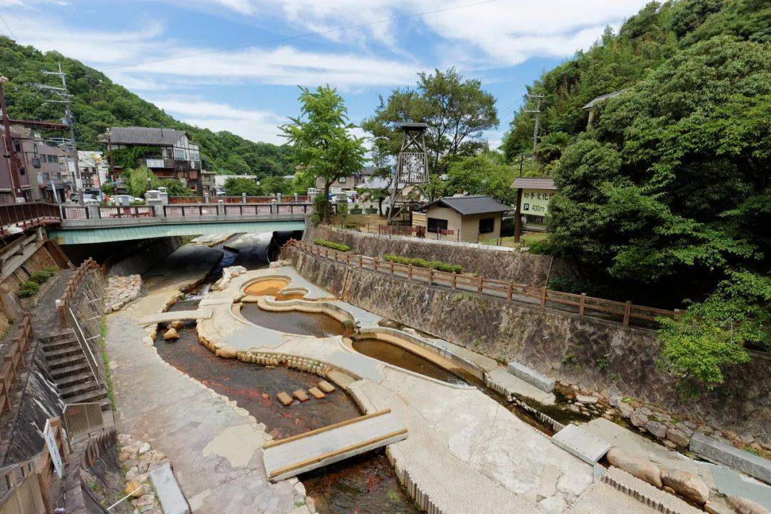 不容错过的日本温泉之旅!感受冬日里独特的风物诗