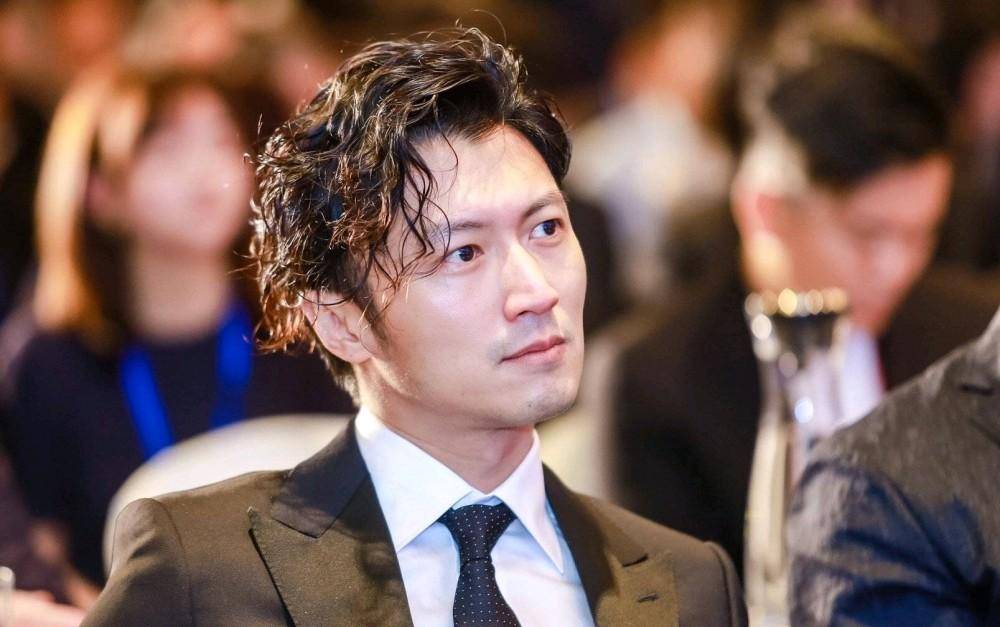 谢霆锋谈婚恋观:不忠诚不能忍!