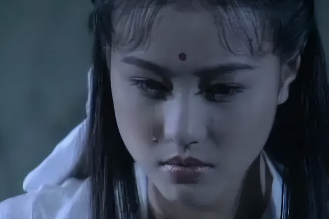 离婚32年,周海媚和吕良伟天差地别:她因病离世无儿女,他已三婚_感情