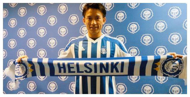 在效力新泻天鹅队的9年里,田中亚土梦成为了球队的一代功勋球员.