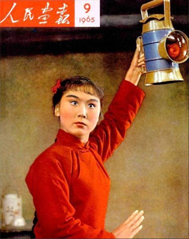 《红灯记》李铁梅,从结婚到丈夫去世,仅4个月,82岁近况如何?