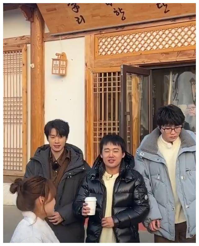 德云社郭麒麟最新照曝光!身材发福引争议,网友疑似认不出.