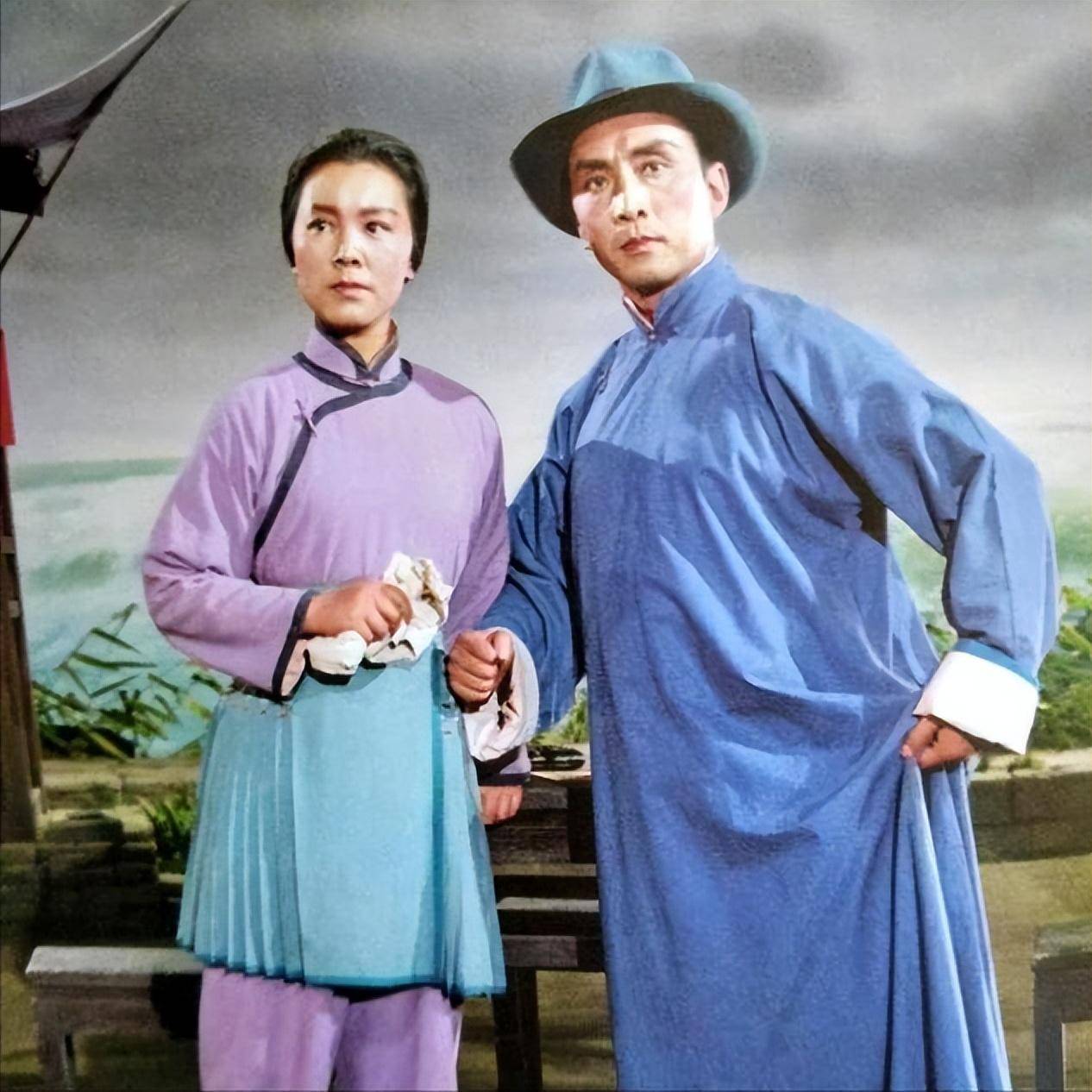 的4位著名女演员,柯湘铁梅仍清丽,有1人意外去世_李炳淑_李铁梅_表演