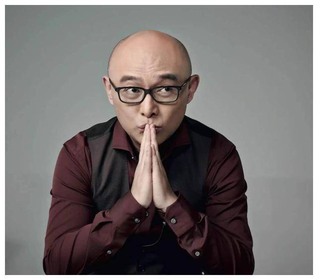 主持人孟非,逐渐消失,探索新道路,焕发新生._类节目_风格_江苏