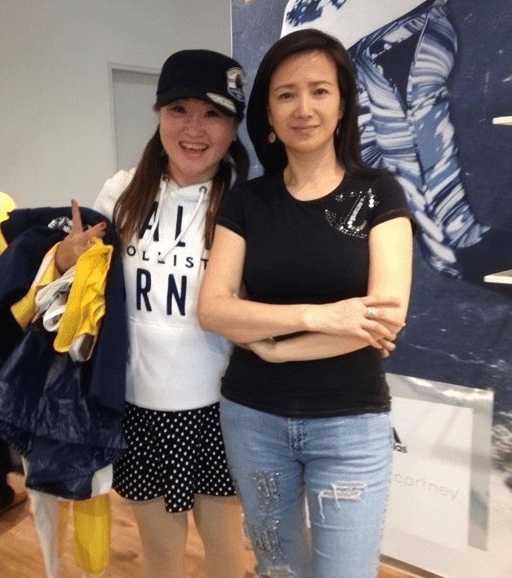 原创何晴被誉古典第一美女演遍四大名著离婚患脑瘤后怎么样了