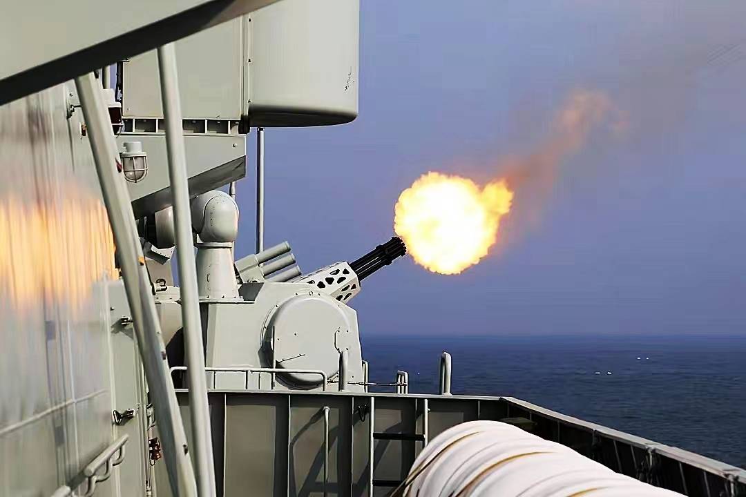 1130近防炮威力大,尺寸小,一辆军车就能装载的下!_炮弹_导弹_长度