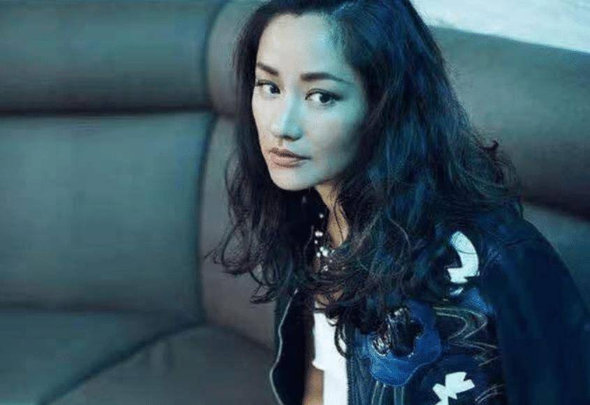 他和瞿颖同居11年,被高圆圆倒追5年,今头发花白依旧单身