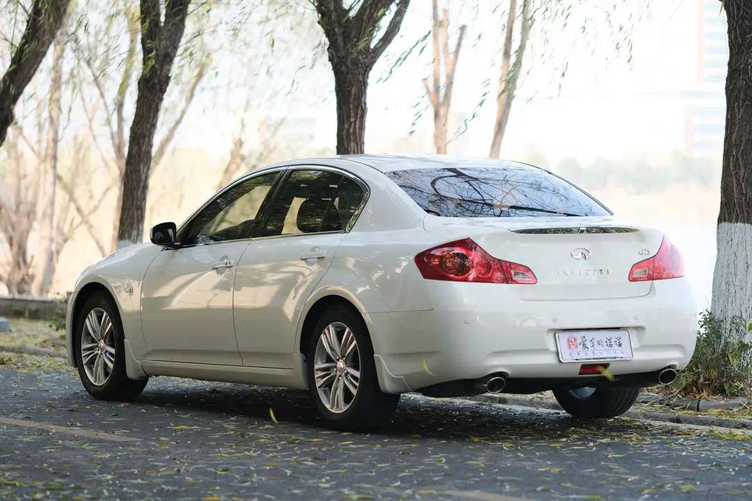 当时代之泪撒落在天际线——二手英菲尼迪 g25_搜狐汽车_搜狐网