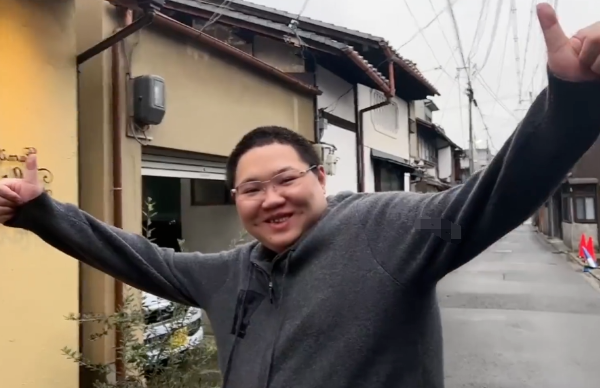 pdd润出国,小团团判8年?盘点某鱼主播现状,百万级仅一人无事_直播_中