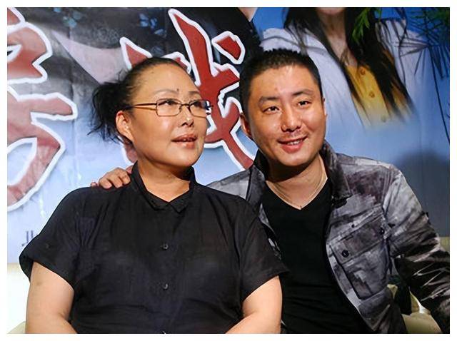 高娃近况:瑞士老公已去世,她垂垂老矣,回到国内生活_陈亮声_孙天相