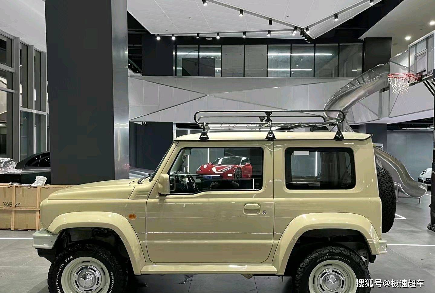 铃木吉姆尼"复古版"曝光,个性元素更丰富_搜狐汽车_搜狐网