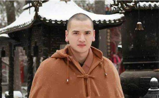 原创和尚因颜值出众走红网络多位富婆砸重金追求后来怎样了