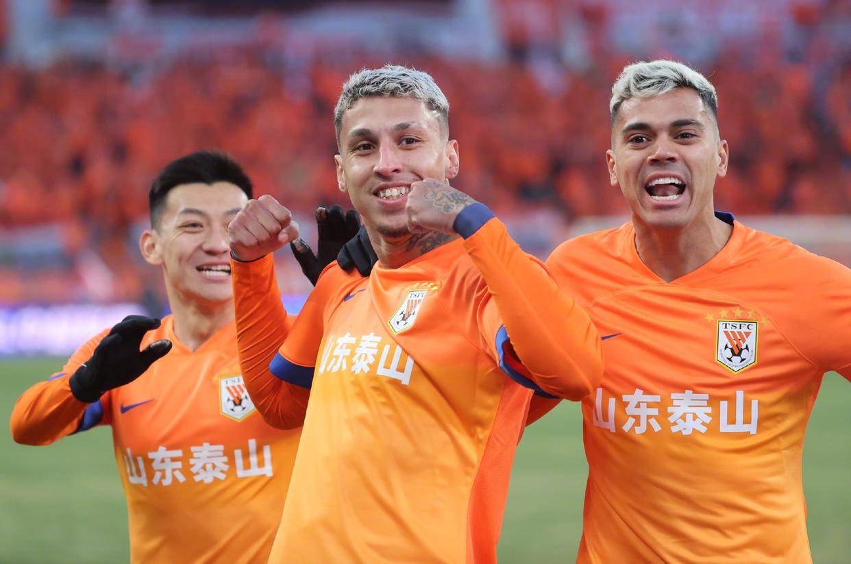 中超争冠集团初现:泰山惊艳,海港,蓉城强悍,申花摇