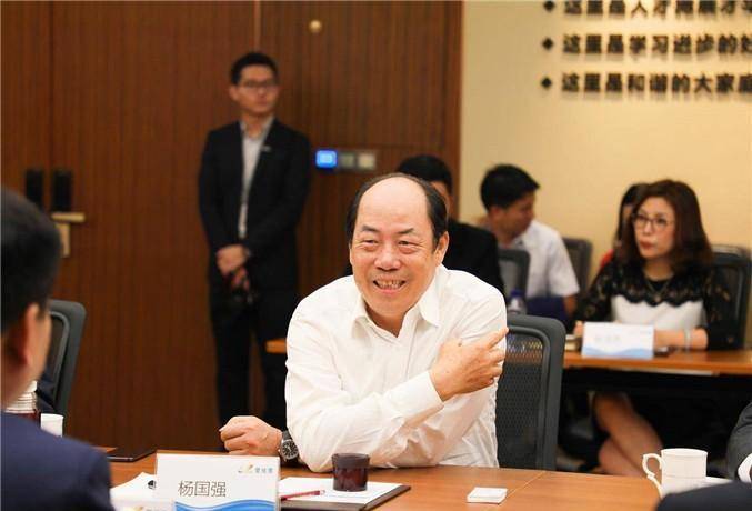 杨国强:17岁前未穿过鞋,后成顺德富豪,村民:并不奇怪_碧桂园_成功