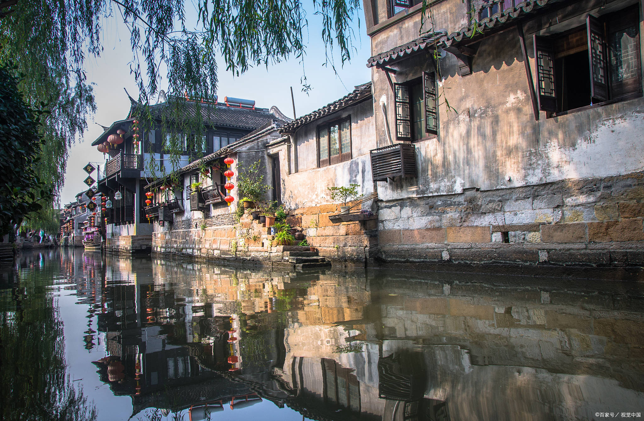游览嘉善县西塘古镇景区,可以让人感受到浓厚的历史文化
