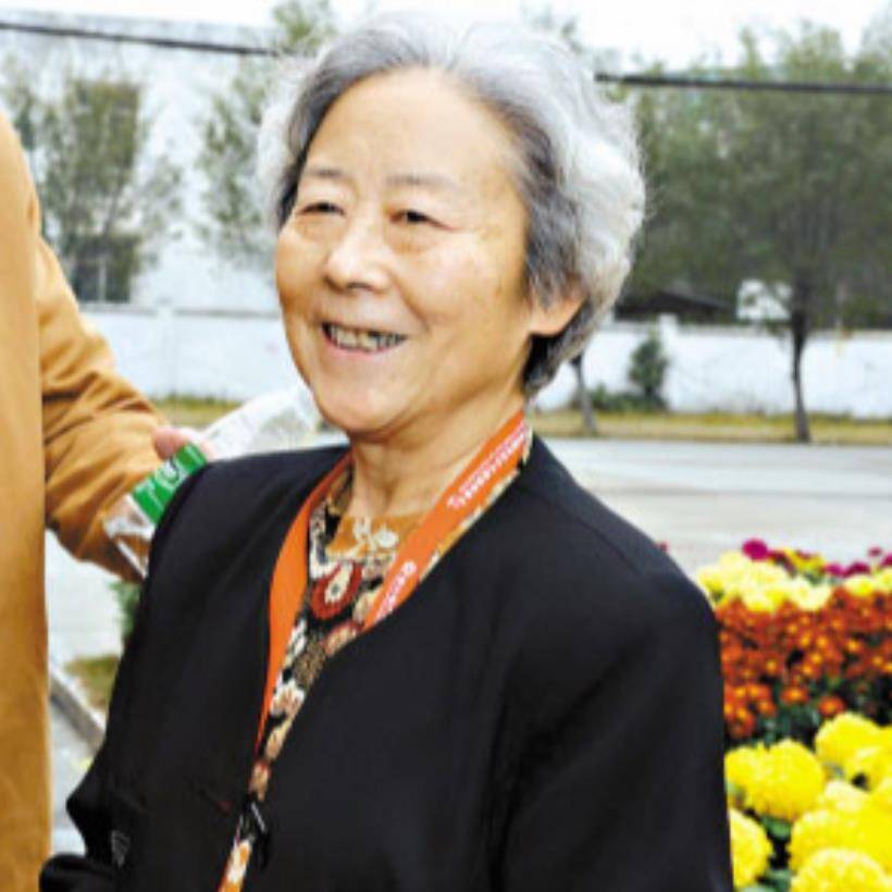 女乒名将邱钟惠:她是世界冠军,离婚又再婚,曾在莫斯科摆地摊_乒乓球_