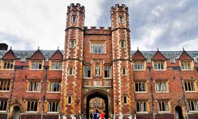 昔日的"五道杠少年"和"不屑弟"后来怎样?