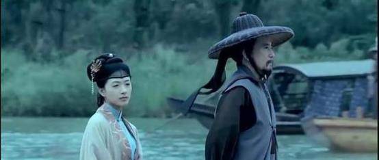 可一到江边,钱谦益的身子便软了半截,最后竟寻了一个借口"水太凉"