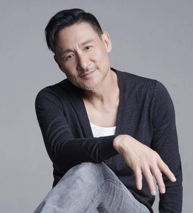 歌神张学友:曾为梅艳芳垫付医药费,却因600万债务与亲哥决裂?