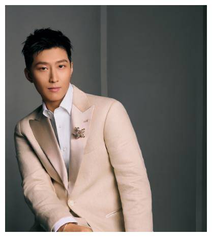 刘诗诗搭档窦骁,演绎《掌心》双雄对决!_少城_平安_官宣