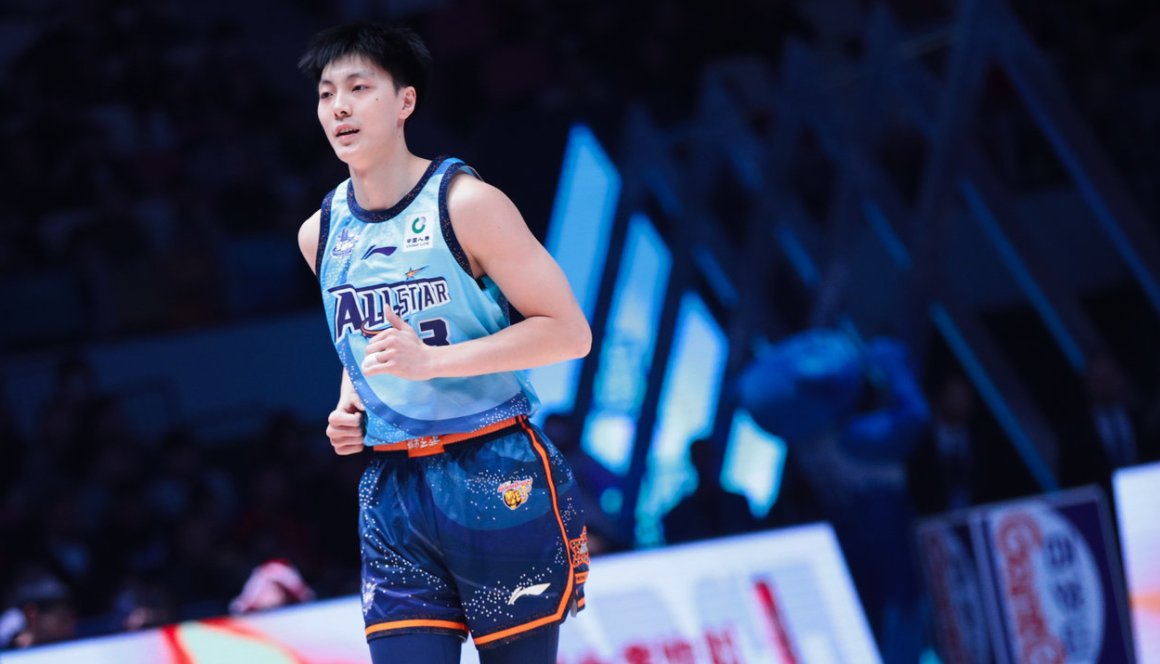 胡明轩获全明星mvp让辽迷眼红 辽媒嘲讽:中国篮球的未来要靠他_球迷