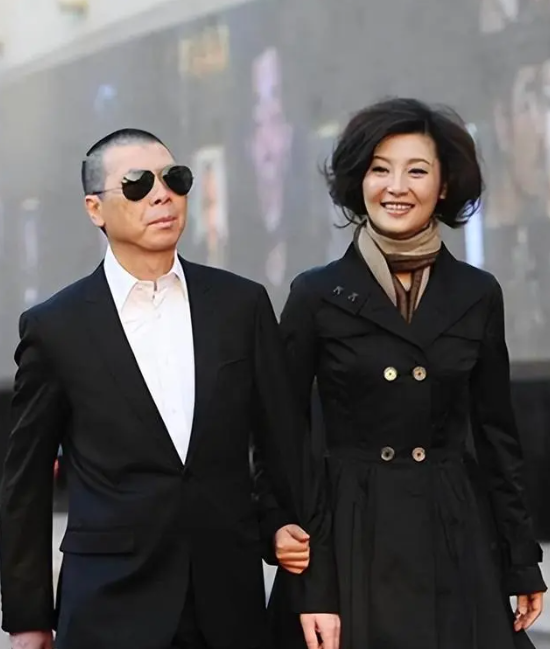 想不到2月还没结束,国家一级演员徐帆,却以这样方式败光观众缘_表演