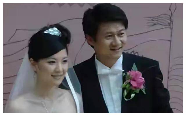 名嘴陈蓉:嫁给海归老公,婚姻幸福乐逍遥,主持无须风光.