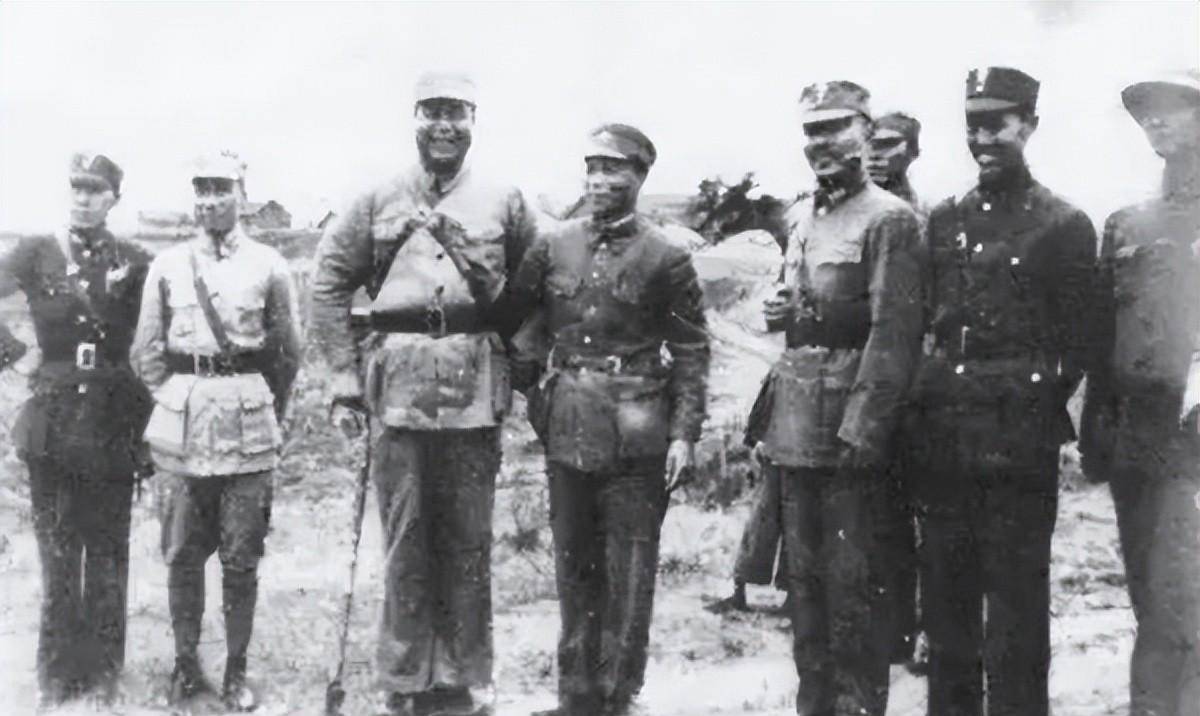 原创西北军将领方振武去找小护士约会却被蒋军扣押手下两个师被吞并