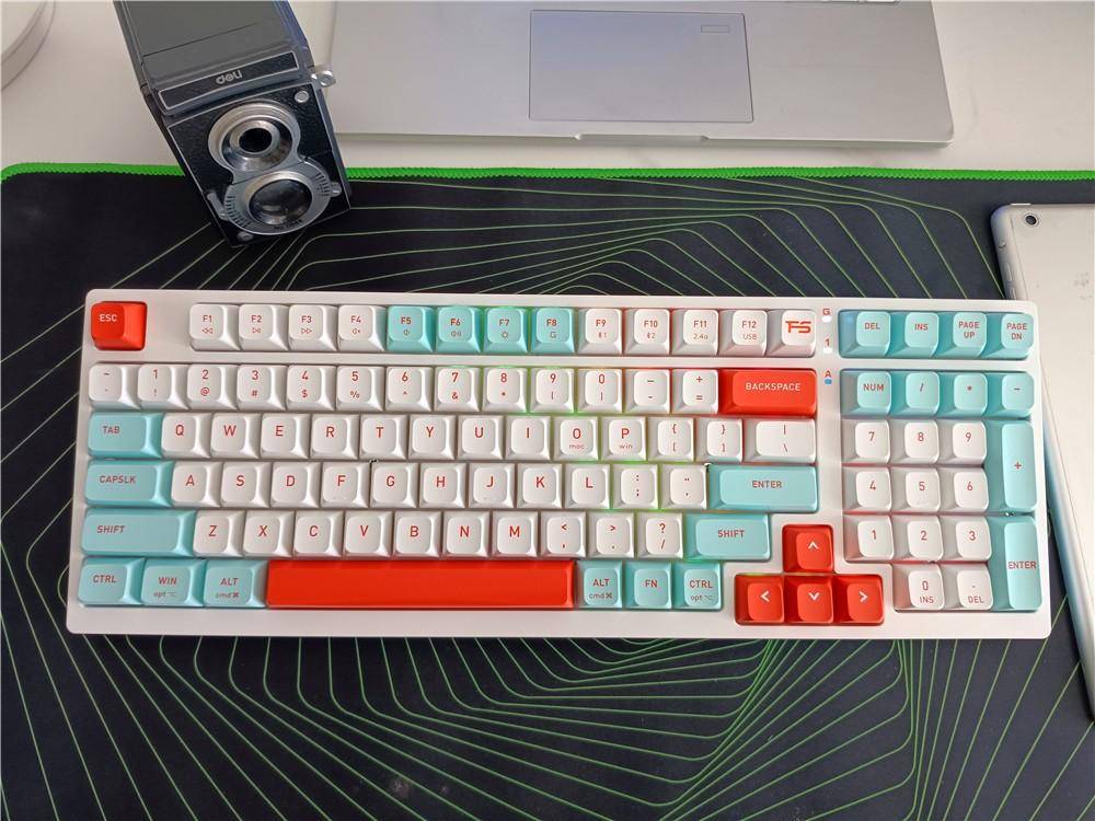 双飞燕飞飞三模无线机械键盘探索高效工作与极致美学