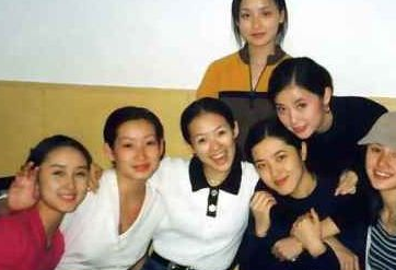 爆料:"跑男"跟"极限挑战"都望尘莫及,这档综艺阵容简直爆炸_赵薇_同学