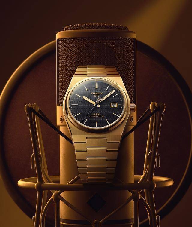 原创利拉德豪掷天梭手表助雄鹿逆转6连胜球队欢乐展示新时尚