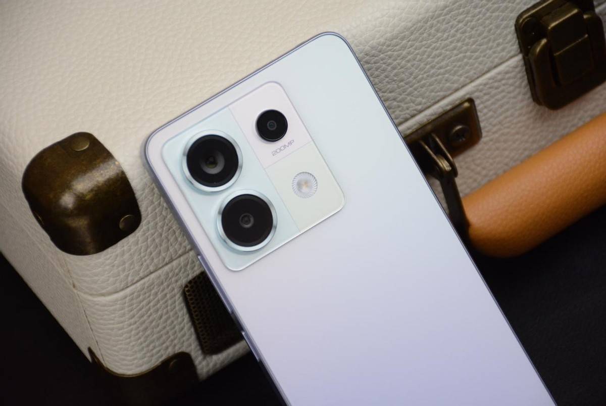 原创2亿像素超高颜值5100mah256gb版仅1499元送女神好礼物