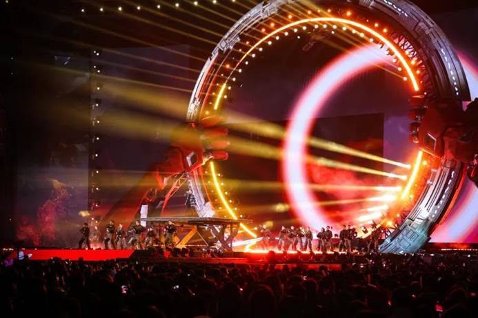 活动汪继小杨哥后大网红辛巴花费数千万举办辛选5周年嘉年华