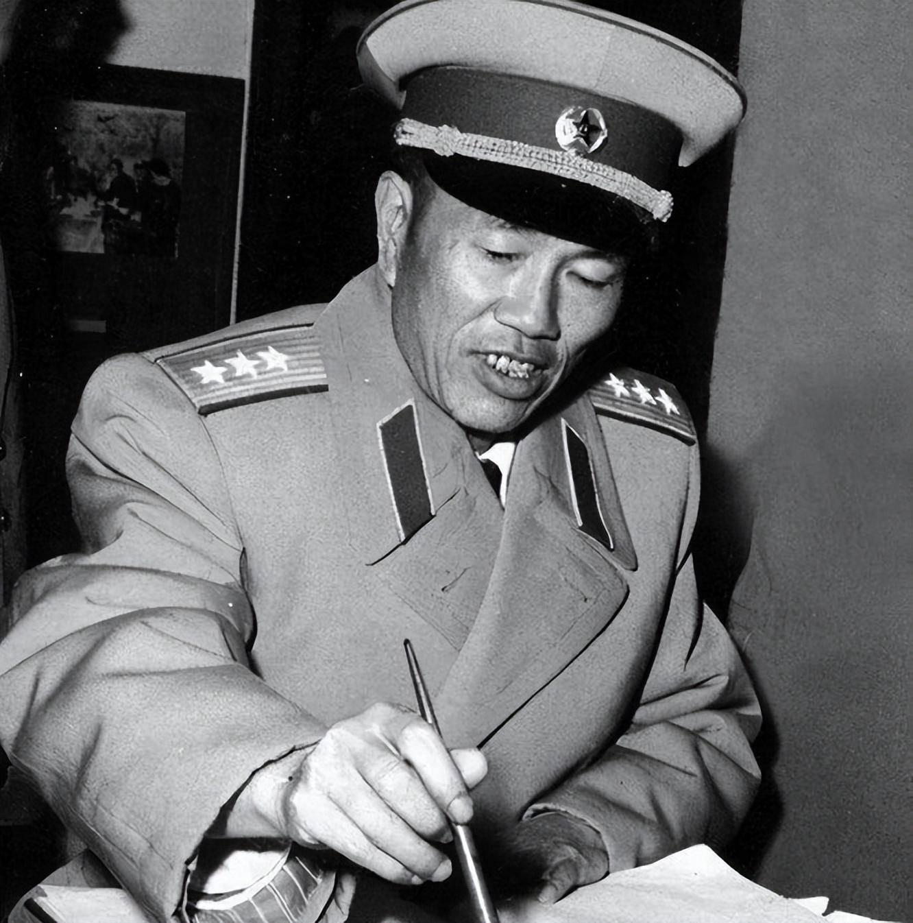 邓华从朝鲜回国后,"消失"了五年,他在干什么_沈阳军区_工作_自然