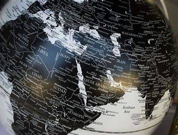 和用户需求的演变,不断调整选品策略,更新产品线,以适应市场的动态