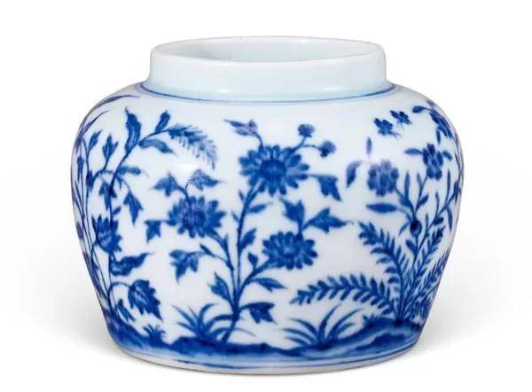 明成化瓷器成交参考青花九秋罐