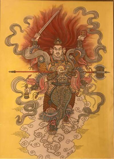 "造成九齿玉垂牙,铸就双环金坠叶.身妆六曜排五星,体按四时依八节.