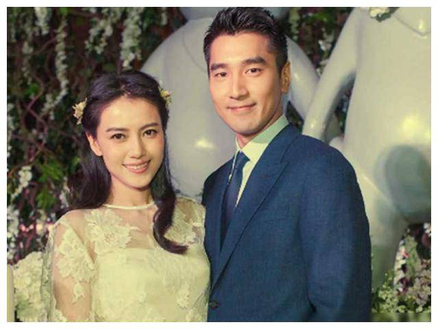 原创赵又廷高圆圆带女儿满溢父爱温馨细节5岁女儿娇俏如公主