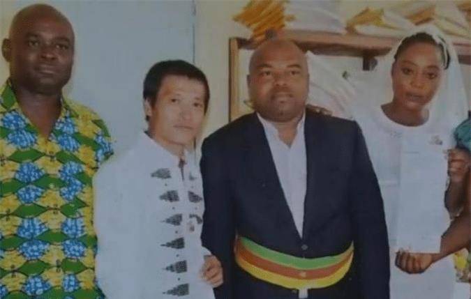 放弃一切来到中国,爱上直播成网红_桑德拉_邹迁顺_生活