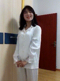 读大二就被王晶看上,出演3部电影捞金26亿,如今是最美晶女郎_童菲