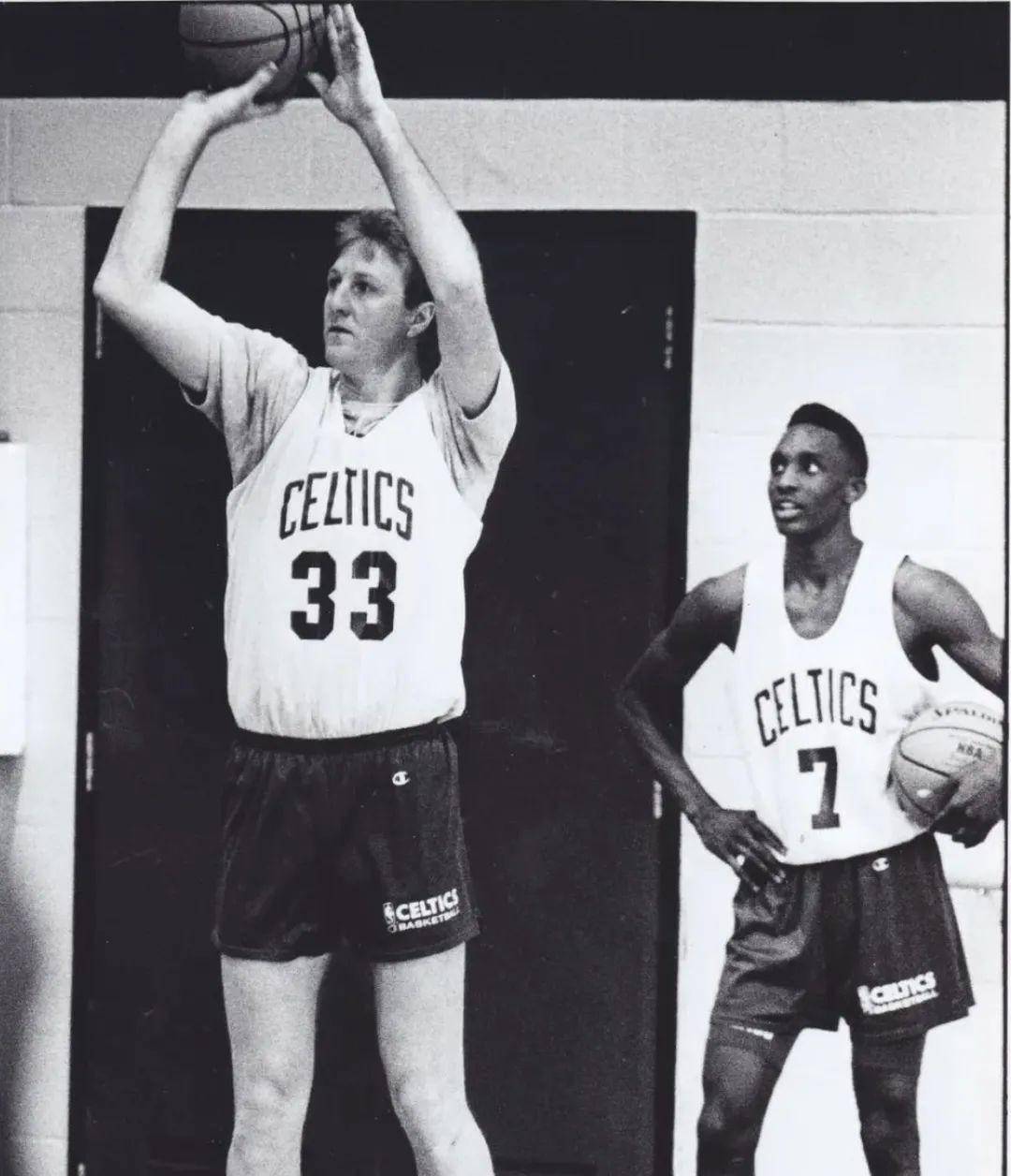 真正的大神杰伦布朗和他的差距有多大